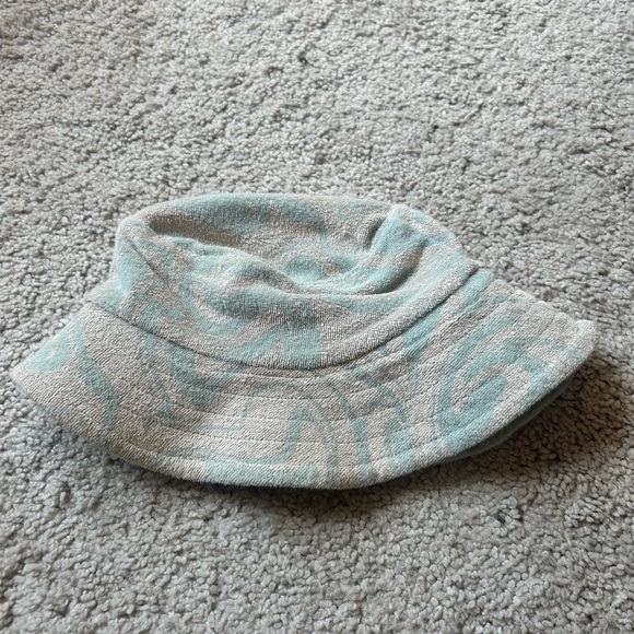 Disney bucket hat - Picture 1 of 2